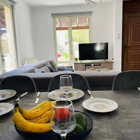 Gaia - 4 Bedroom House In Villa