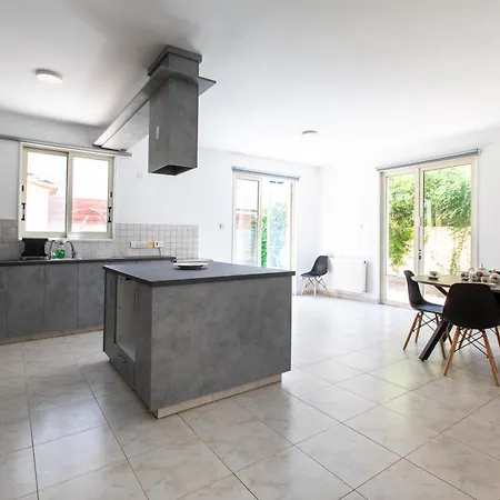 Βίλα Gaia - 4 Bedroom House In