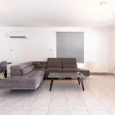 Gaia - 4 Bedroom House In Βίλα