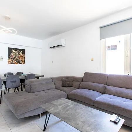 Gaia - 4 Bedroom House In Βίλα Λάρνακα