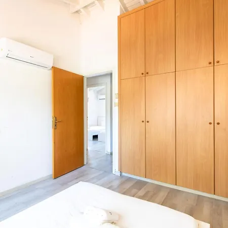 Βίλα Gaia - 4 Bedroom House In
