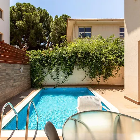Βίλα Gaia - 4 Bedroom House In