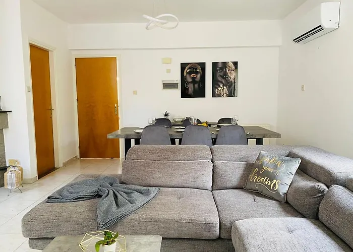 فيلة Gaia - 4 Bedroom House In لارنكا