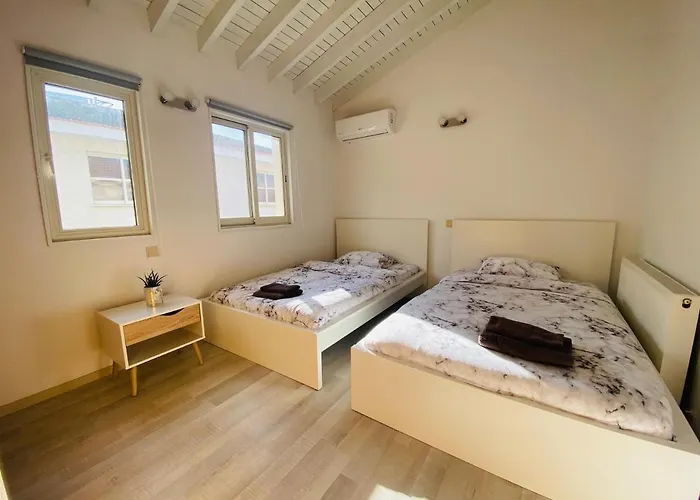 فيلة Gaia - 4 Bedroom House In *