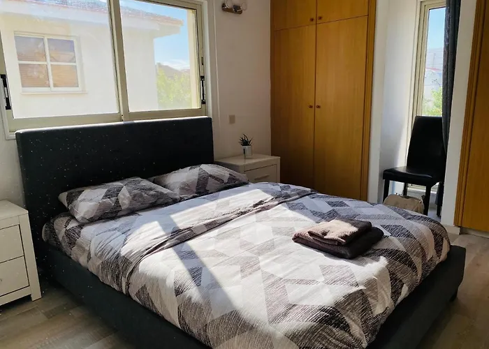 Villa Gaia - 4 Bedroom House In